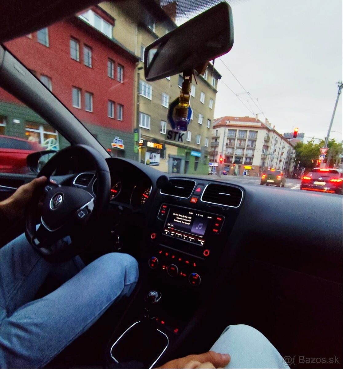 Volcwagen Golf 6+ 2011 nádherný stav - 12