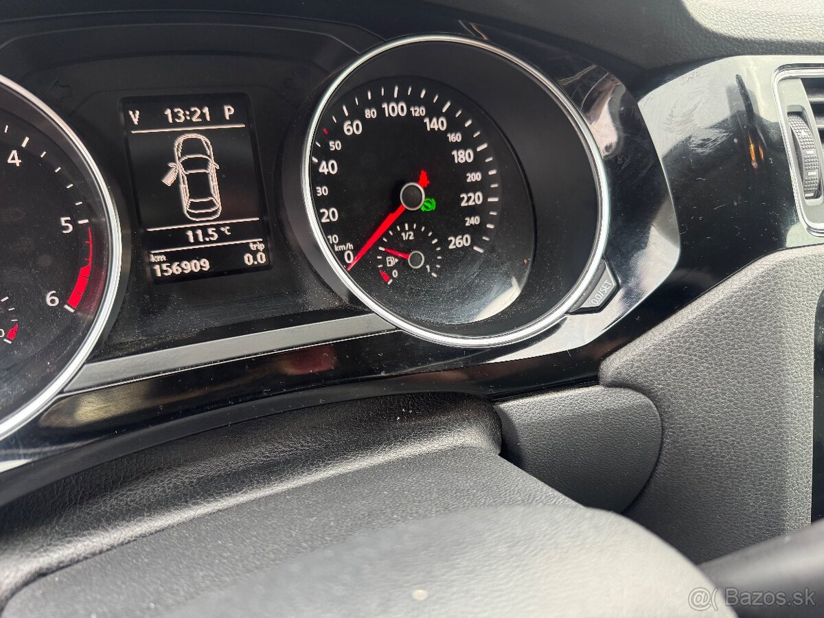 Volkswagen JETTA 2.0TDI - 12