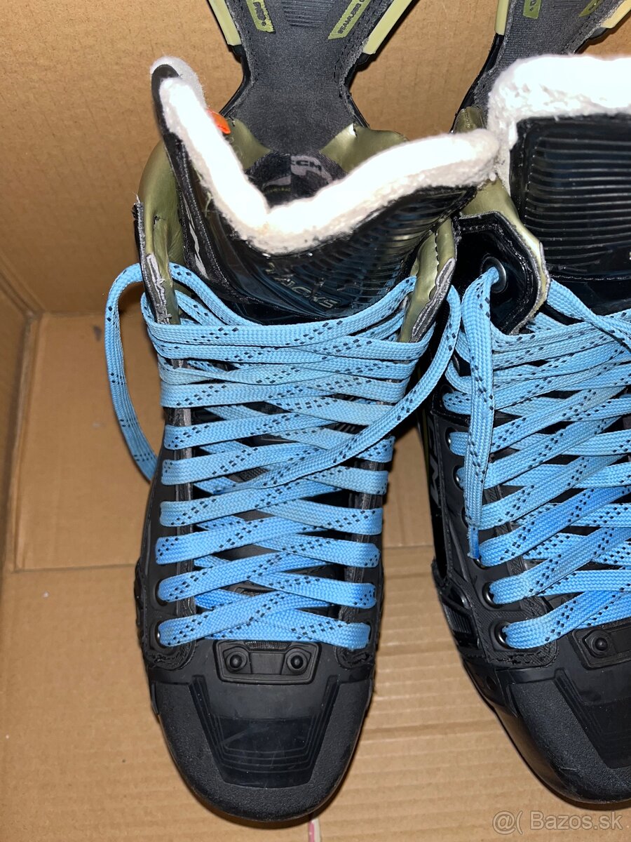 Korčule CCM Tacks AS-V Pro - 12