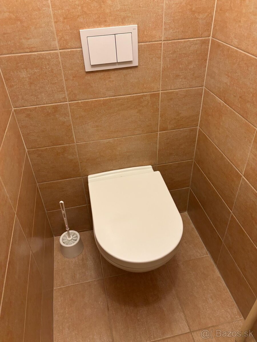 Predám 2-izbový byt v Brezne - 12