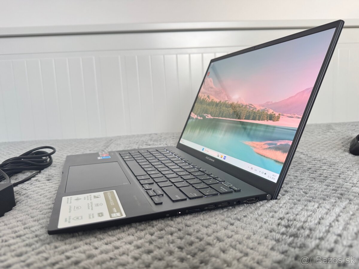ASUS Zenbook 14 OLED UM3402YA, perfektný stav + obal - 12