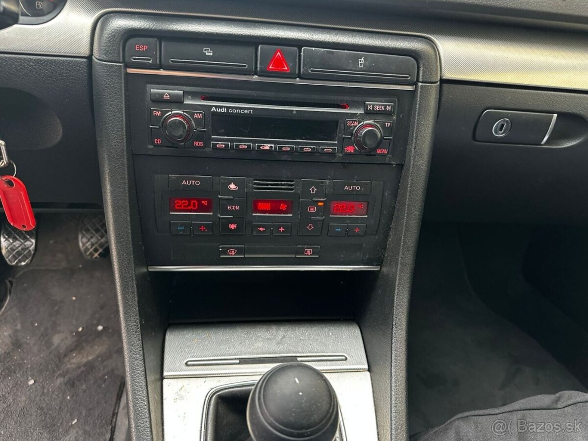 Audi A4 Avant 2.0 TDI - 12