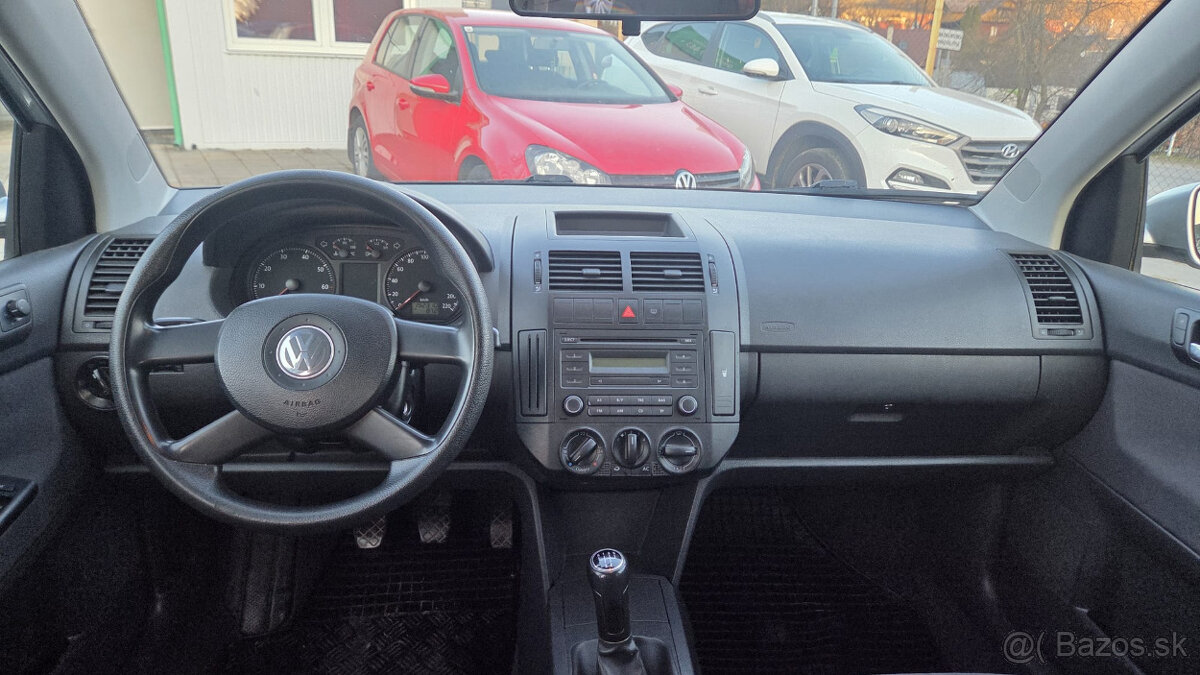 VW POLO 1,2 HTP r.v. 2005 - 12