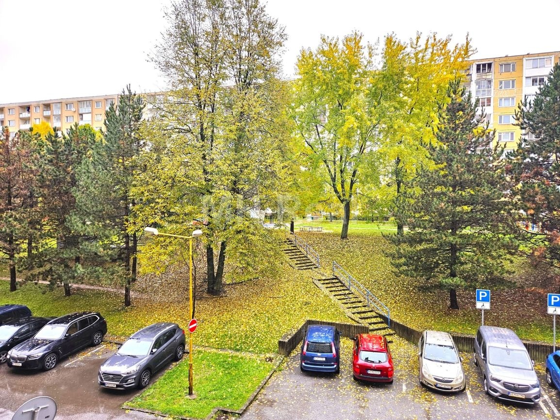 BUDAPEŠTIANSKA - Ťahanovce čiastočne zrek. 4 iz. byt - 12