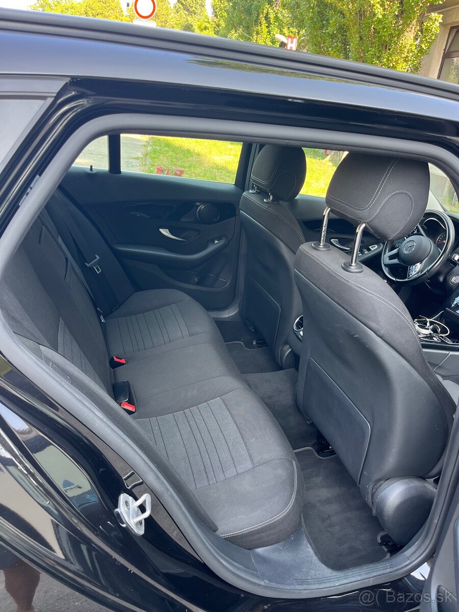 Mercedes-Benz C 220 trieda - 12