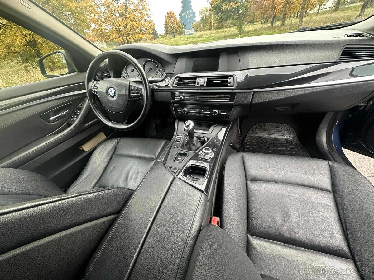 BMW 520D F11 - 12