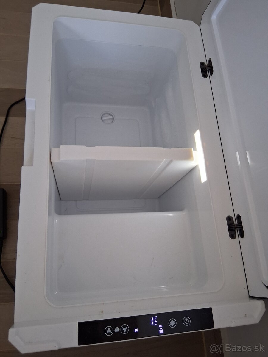 Kompresorova Autochladnička s Mrazničkou 20 alebo až -20st - 12