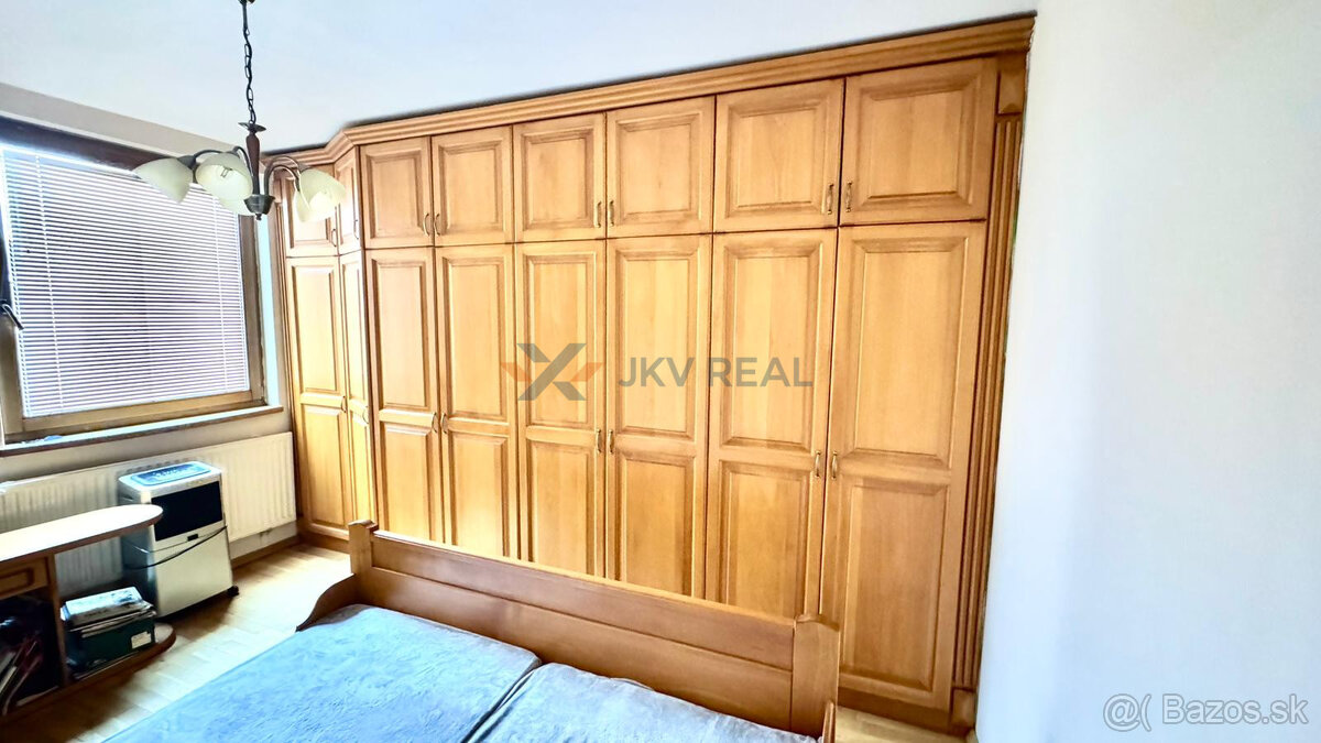 Predaj: Kompletný a Zrekonštruovaný 3-izbový Byt s Balkónom - 12