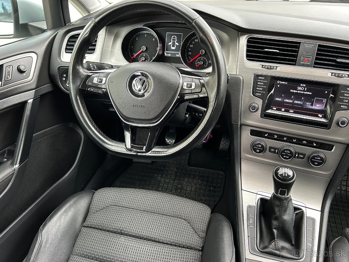VW GOLF VARIANT 1,6 TDI,r.v2014,KÚP. SK,2.MAJITEĽ,PO SERVISE - 12