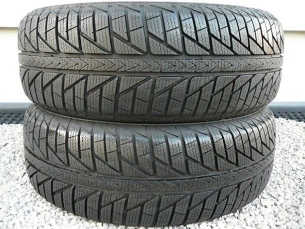 PNEUMATIKY ZIMNE AJ R18 - 12