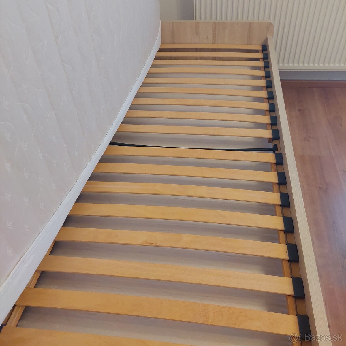 Posteľ, dvojposteľ s matracami - 12