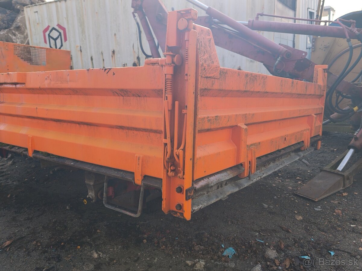 Predám korbu so spodným rámom na výrobu vlečky - 12