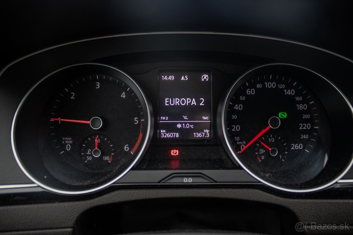 Volkswagen Passat Variant 2.0 TDI BMT Highline DSG - 12