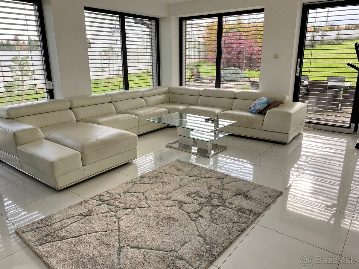 VRÁBLE - rodinný dom s pozemkom 2000 m2 - 12