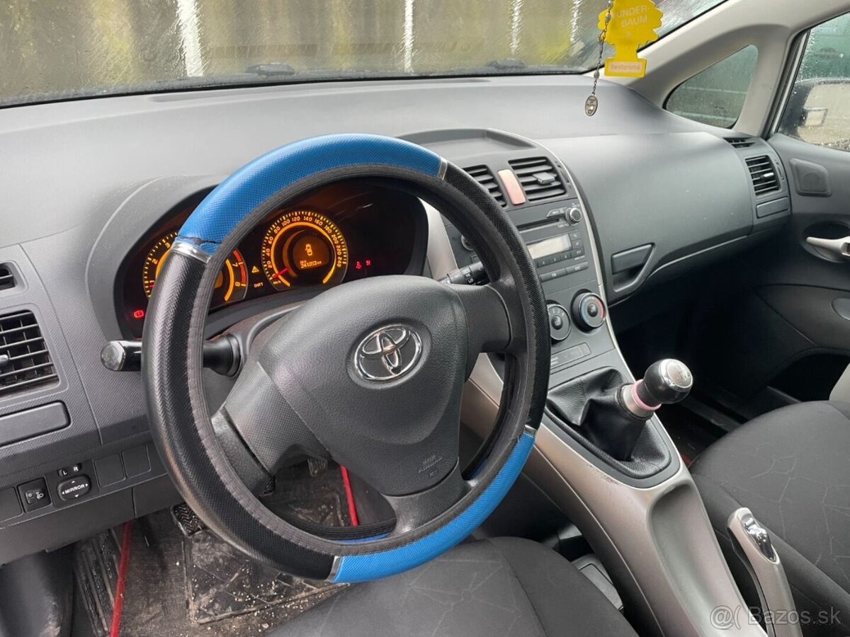 Toyota Auris 1.4 2008 - 12