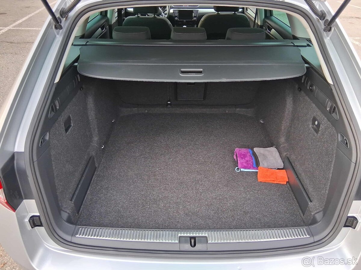 Škoda Superb Combi 2.0 TDI Ambition DSG - 12