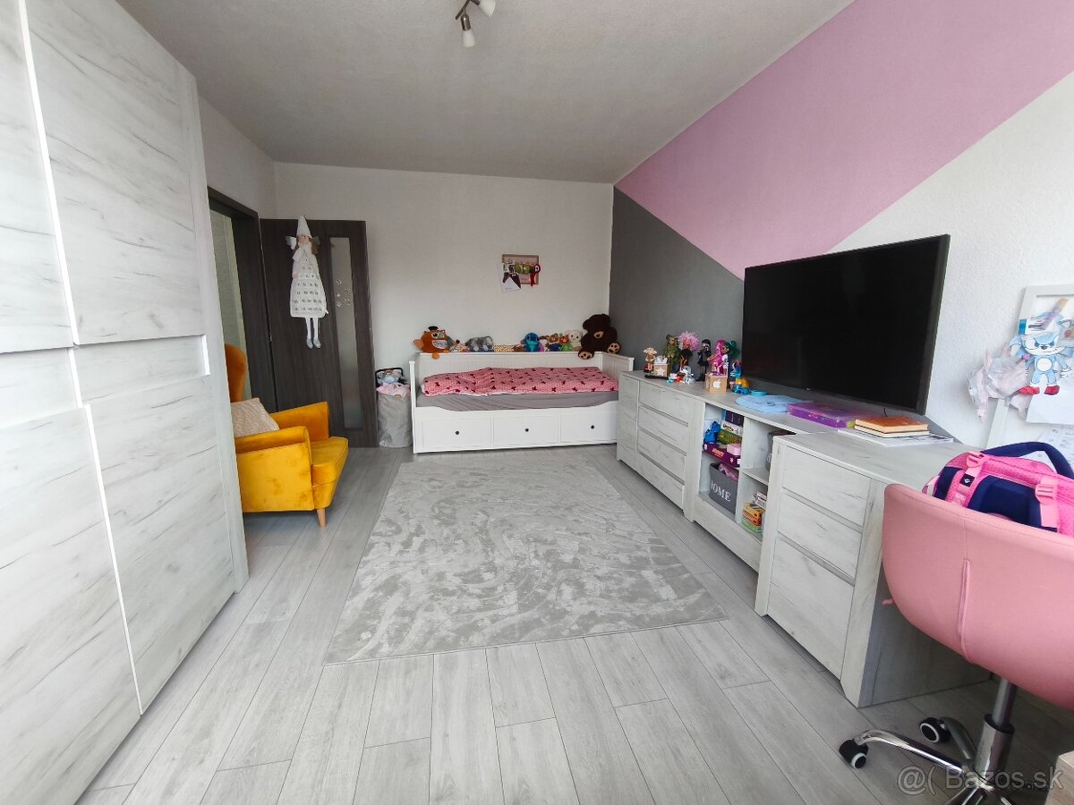 Moderný trojizbový byt s loggiou - 12