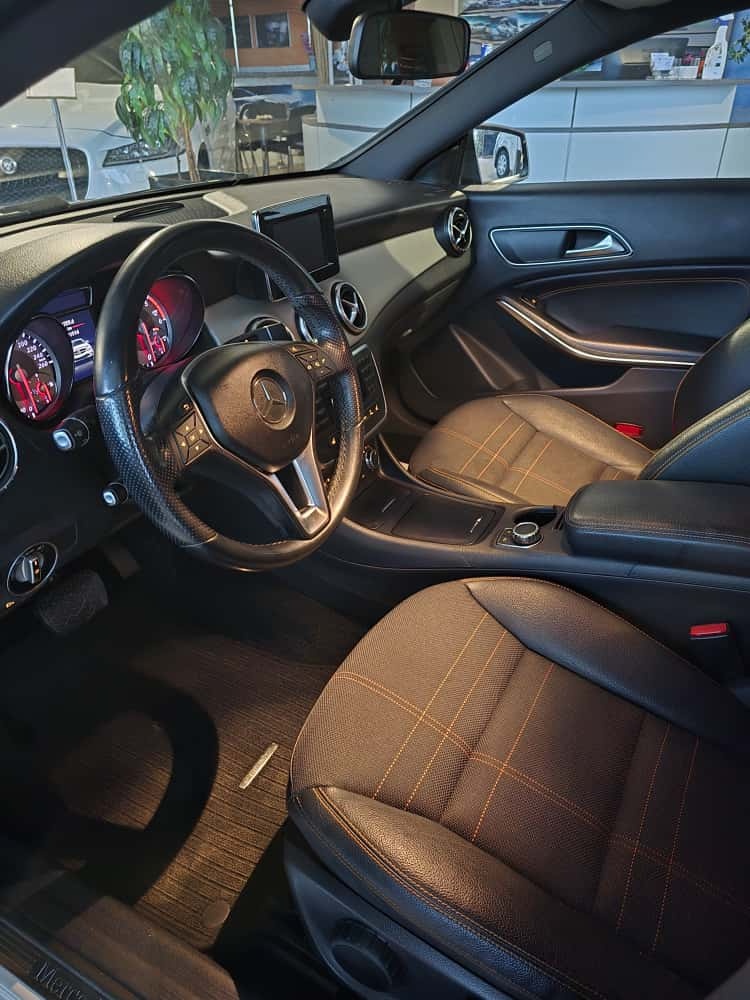 Mercedes Benz CLA200 CDI AMG Optic SK ŠPZ - 12