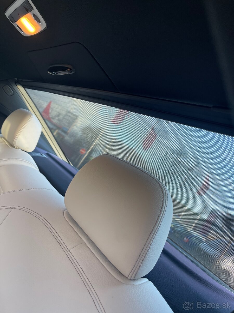 Mercedes CLS 350cdi 4matic - 12