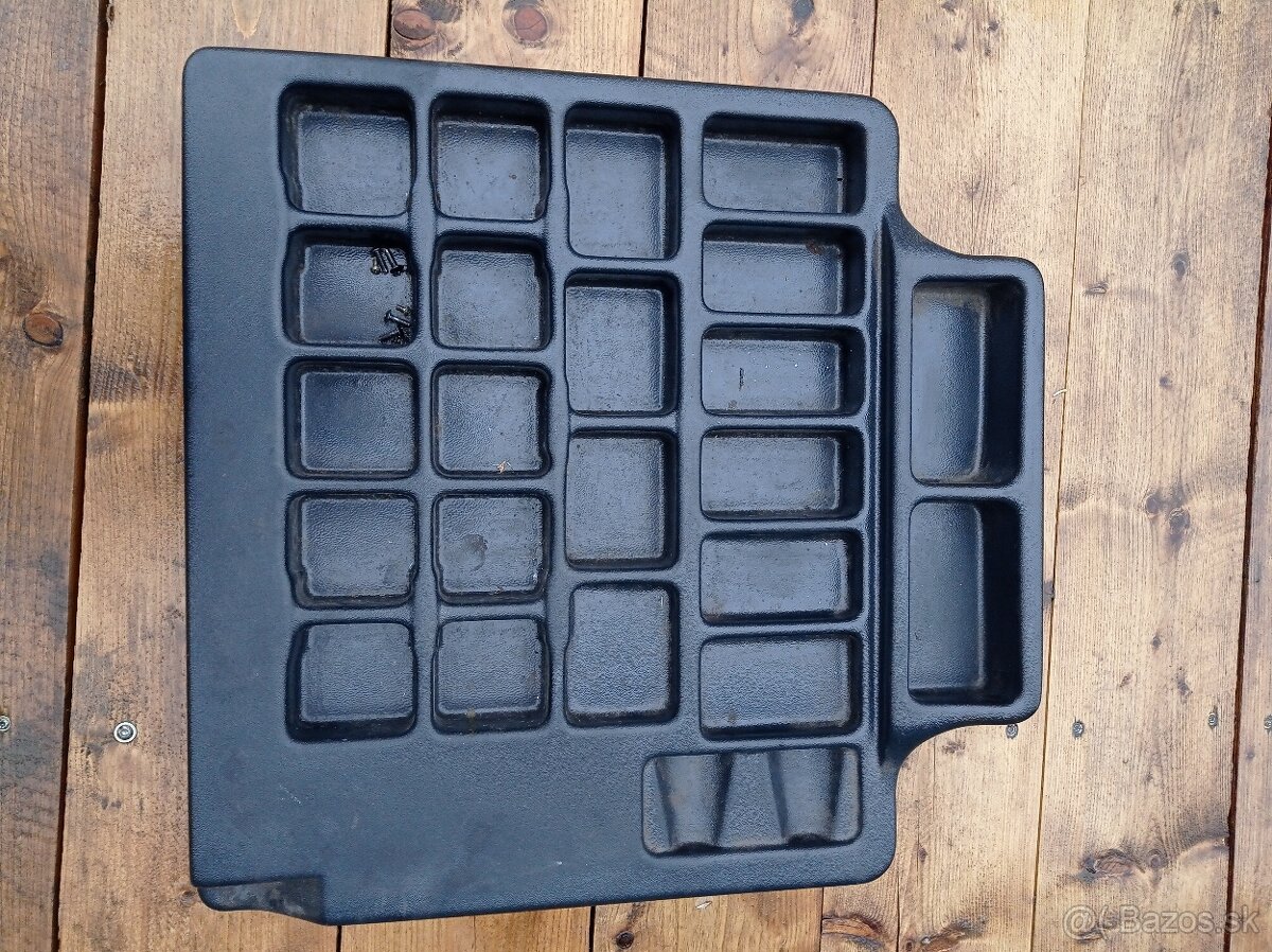 Vyvažovačka UNIMAX C99-01 - 12