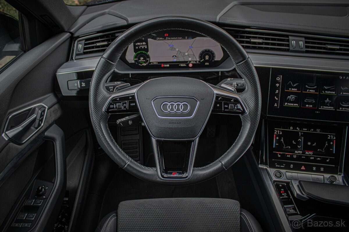 Audi E-tron 55 quattro S line - 12