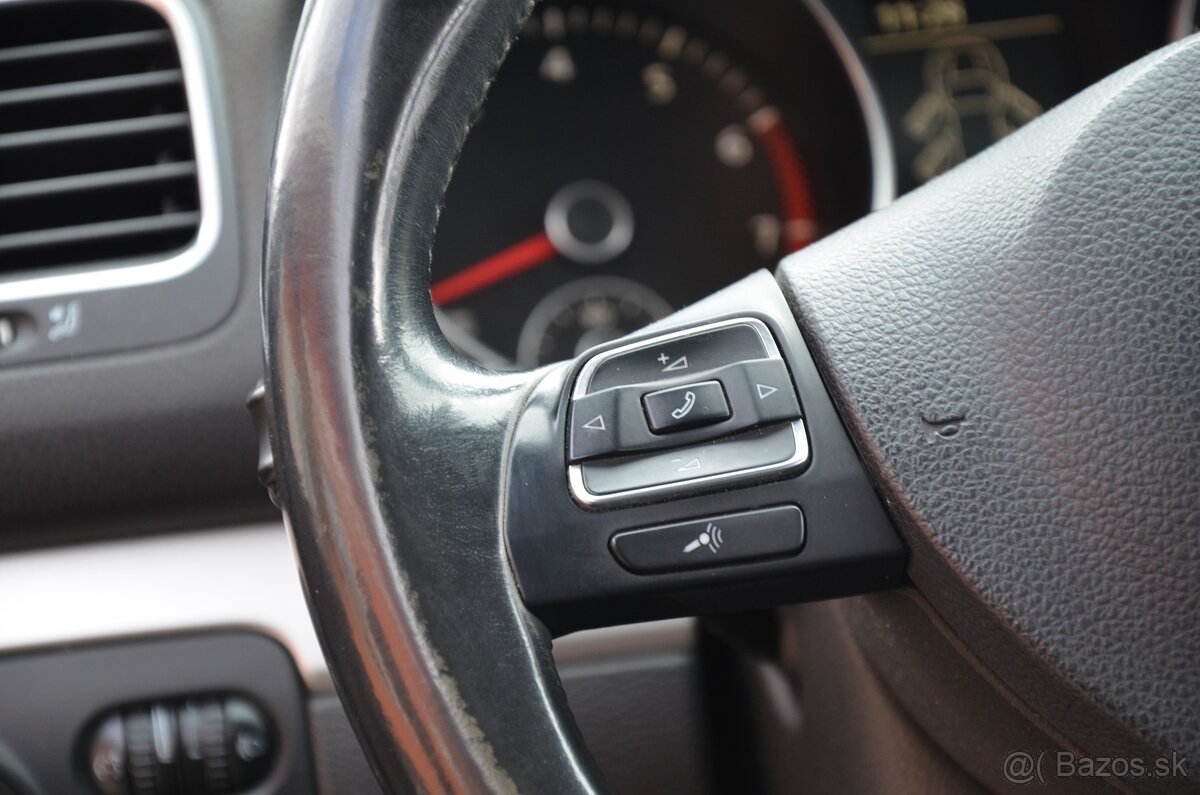 Volkswagen Golf 1,4 TSi Highline 90KW M6 - 12