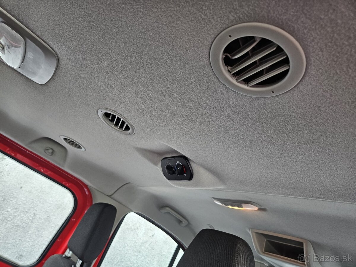 Ford Transit Custom 2.2 cdti 9 miestne - 12