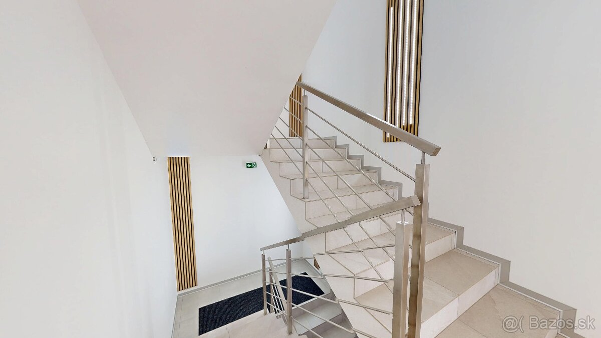 3-izbový apartmán s balkónom v rakúskych Alpách - 12