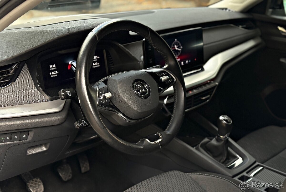 ŠKODA OCTAVIA IV 2.0TDI STYLE MATRIX LED VIRTUAL HEAD UP - 12