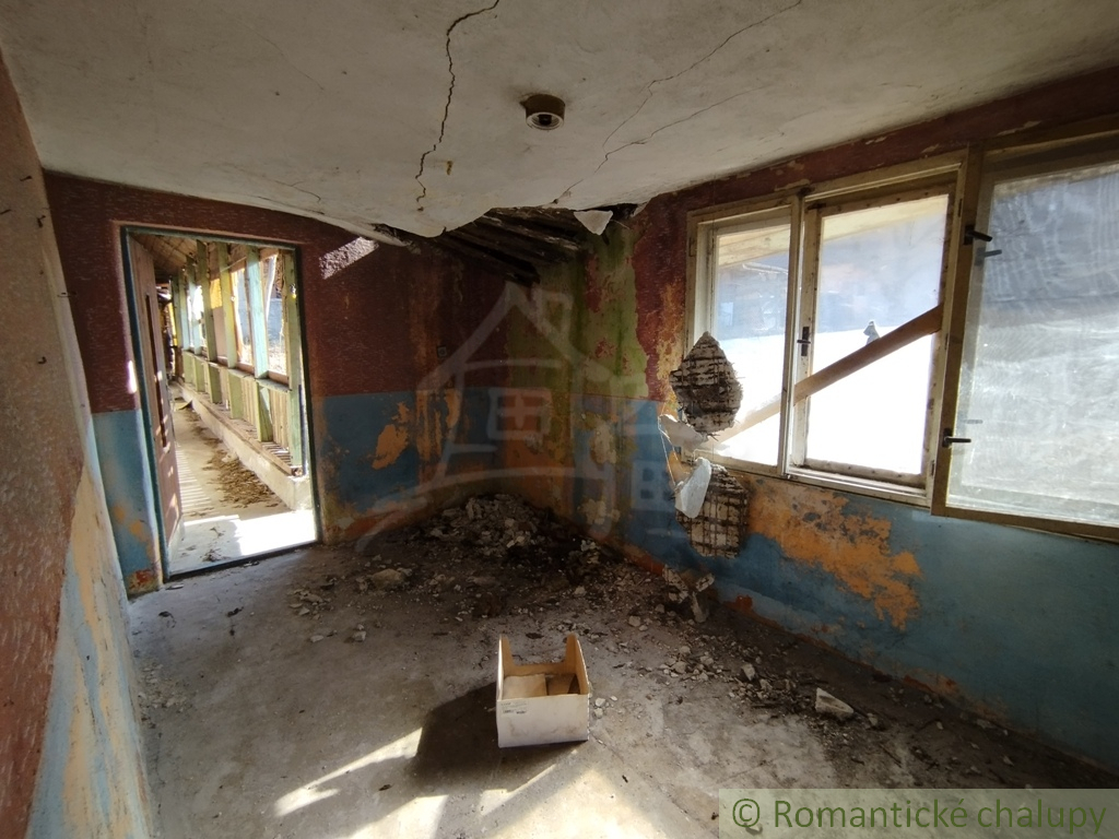 Pozemok so starším domom v obci Horná Štubňa - 12