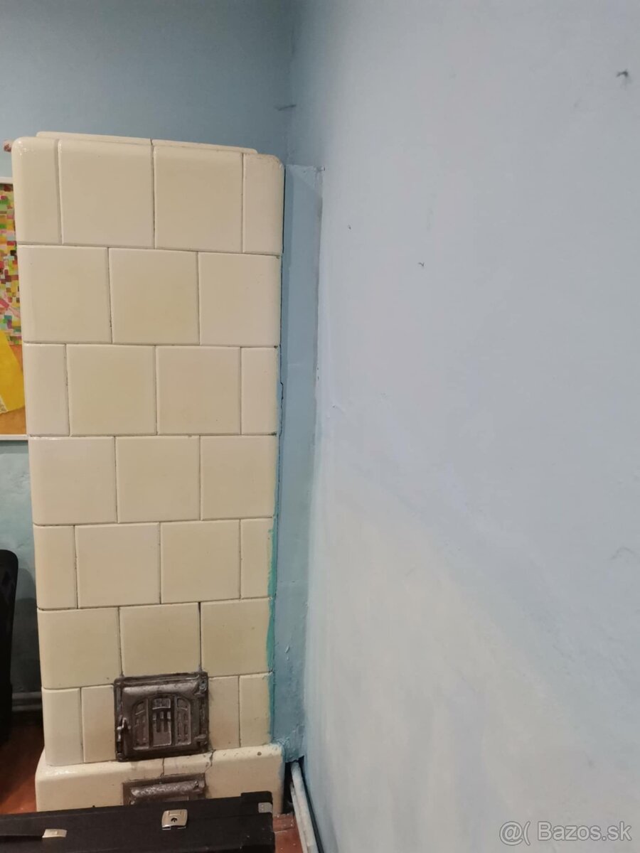 RD v Lučenci na bývanie či podnikanie - 12