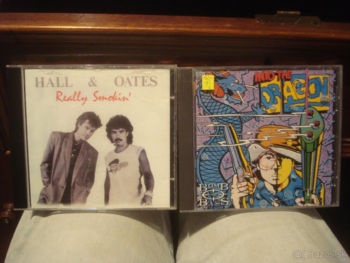 CD B.SOUTH S.MINDS REM SWEET NAZARETH NIRVANA SISTERS OLDFIE - 12