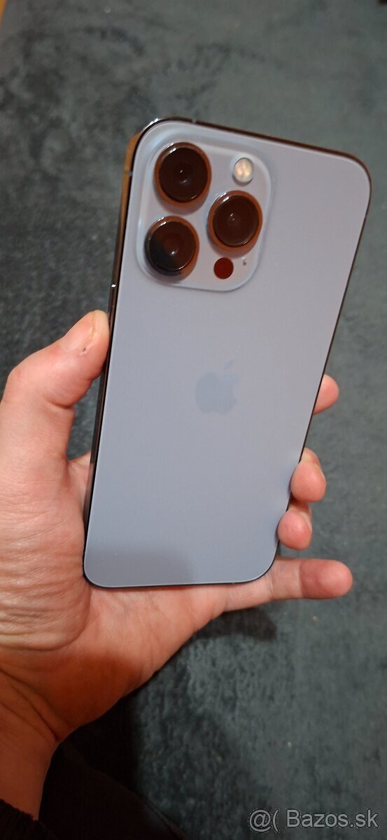 apple iphone 13 pro / samsung galaxy a56 - 12