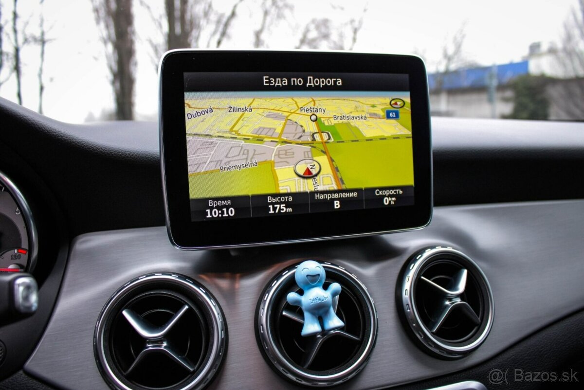 Mercedes-Benz GLA 220d 4MATIC AMG - Line - 12