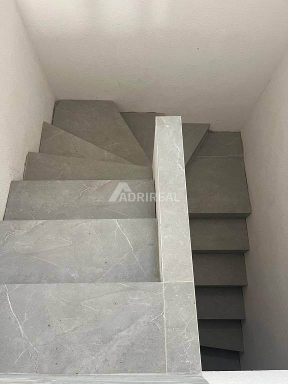 PREDAJ: novostavba RD, Dubové, okr. ZV, pozemok 673 m2, cena - 12