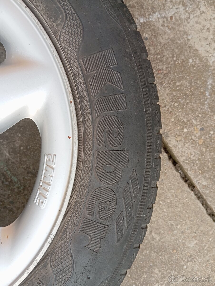 4x108 r15 Elektróny - 12