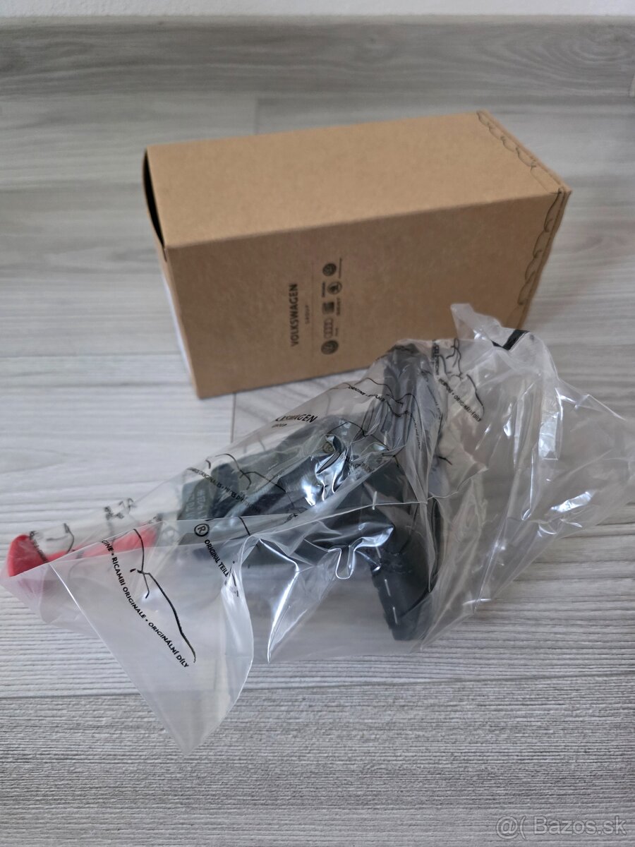 Nová řadící páka DSG Škoda Laurin&Klement - 12