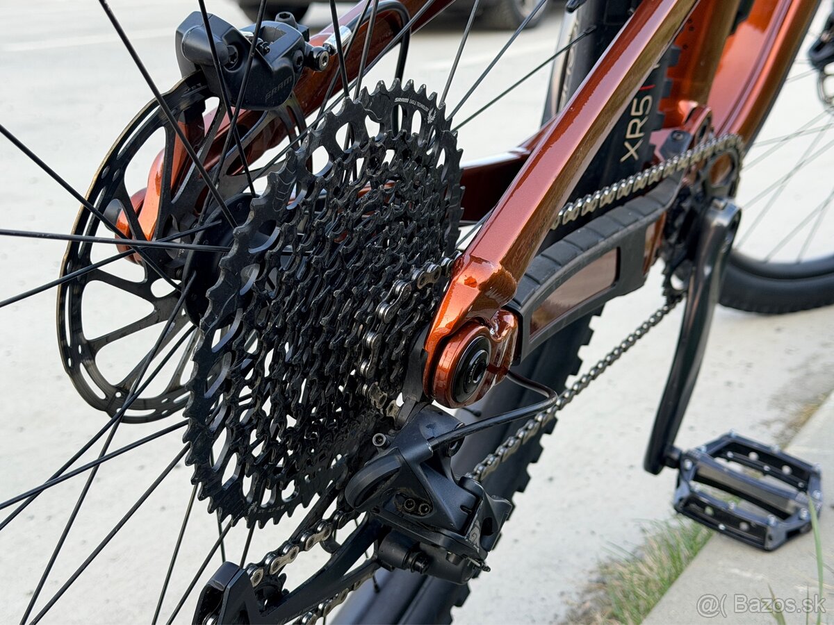 Trek Slash 8 gen 5 2024 - 12