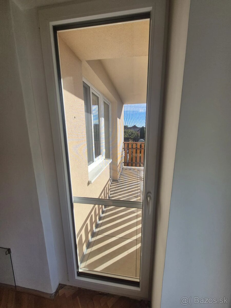 PRENÁJOM – priestranný 4iz byt v rodinnom dome - 12