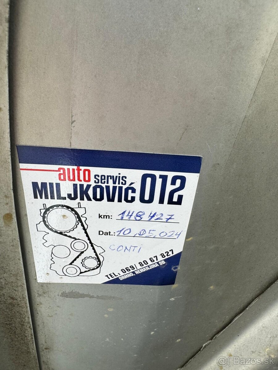 Volkswagen Jetta - 12