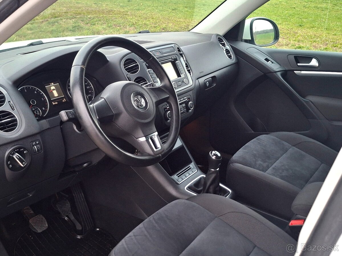 ---V0LKSWAGEN TIGUAN 2,0 TDI CR---len 99100km--- - 12