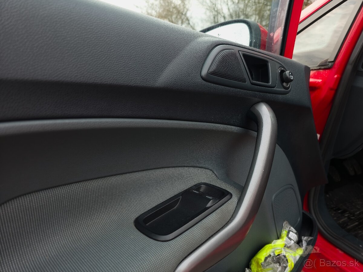 Ford Fiesta 1.6 TDCi - 12