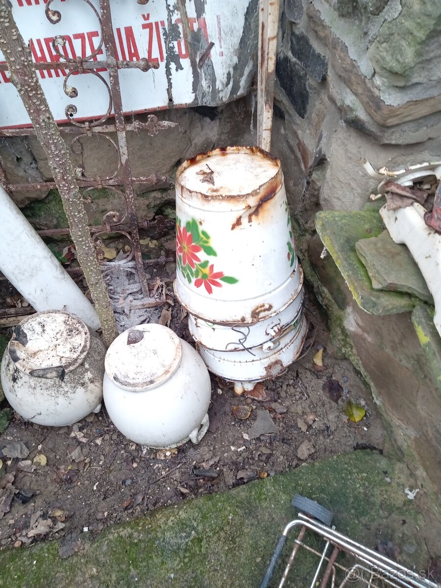 Liatinové hrnce smalt vedra - 12