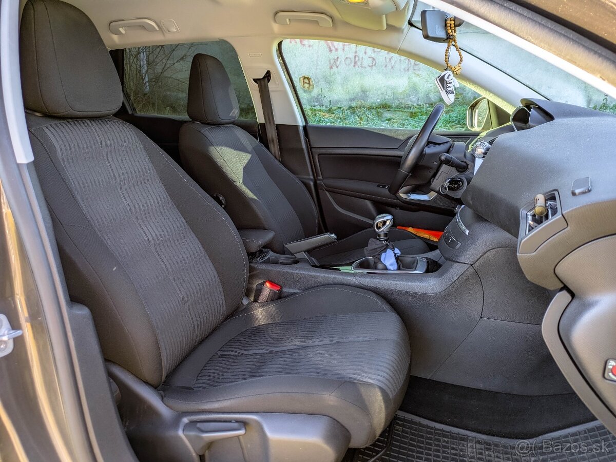 Peugeot 308 SW 1.6 e-HDi 85kW M6, nové rozvody, nebúrané - 12