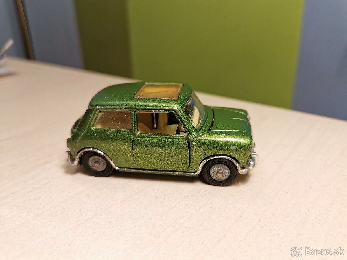 Corgi toys BMC Mini Cooper S - 12