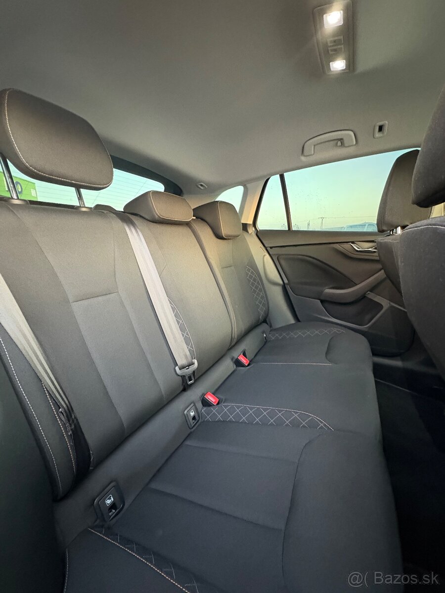 Škoda Scala 1.0 TSI 81kw-Top stav,málo km,výbava - 12