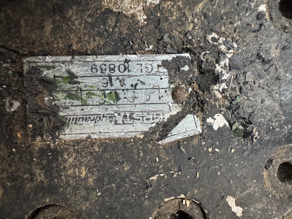 Hydraulické čerpadlá riadenia a hydaulia - 12