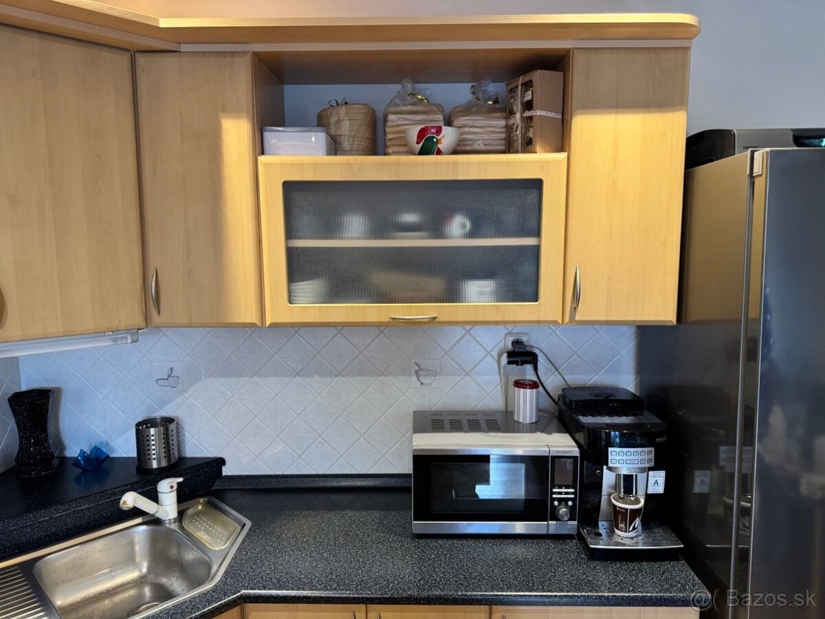 Kuchyňa, šporák, trúba, digestor, mikrovlnka komplet - 12