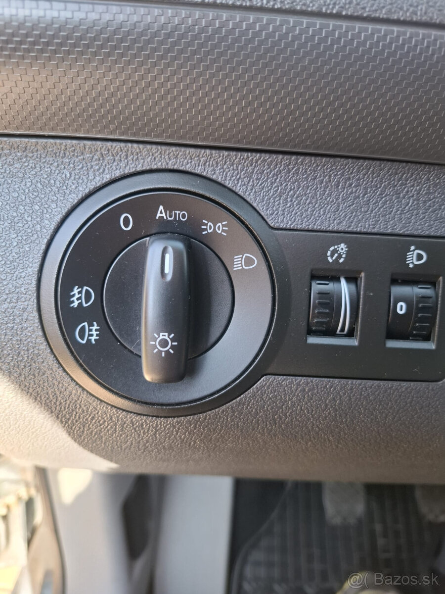 VOLKSWAGEN CADDY Life 1.9TDi - 12