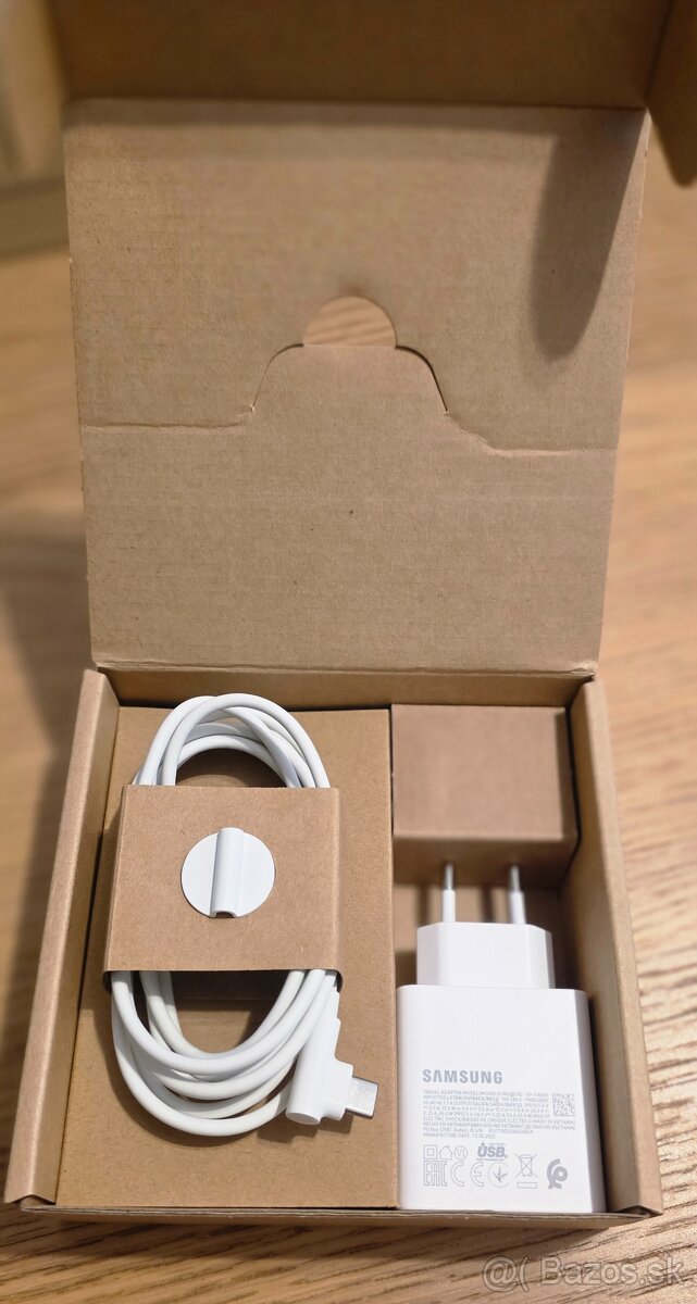 Samsung The Freestyle 2nd gen. projector (SP-LFF3CLAXX - 12